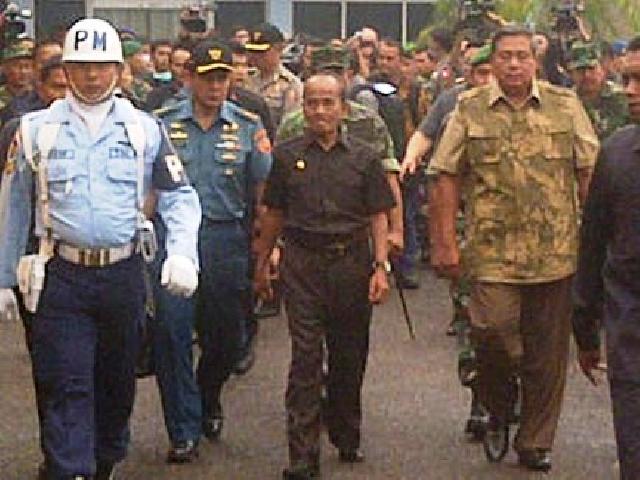 Besok Presiden SBY Pimpin Rapat dengan Para Bupati Bahas Karhutla