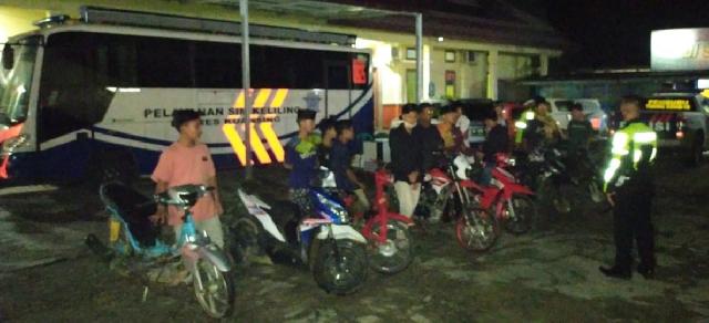 Balap Liar Di Malam Ramadhan, 13 Unit Motor Diangkut Satlantas Polres Kuansing