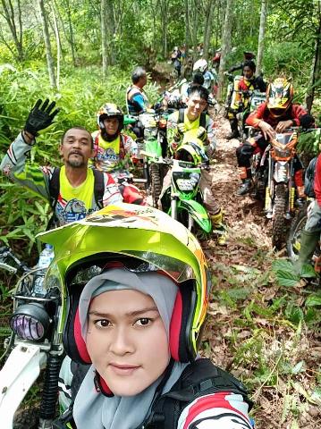 Wow, Rider-rider Cantik Ikut Bersaing Diajang Bhayangkara Ekstreme Jakjar 5 