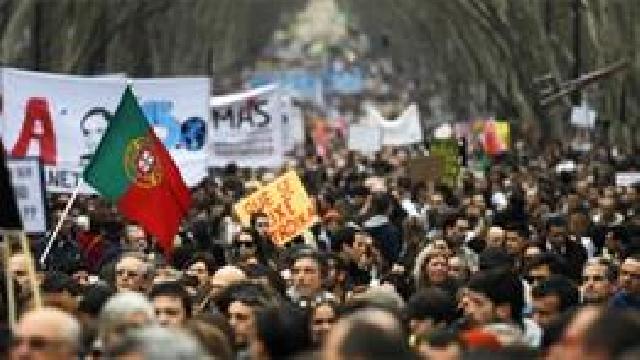 Portugal akan pecat ribuan PNS