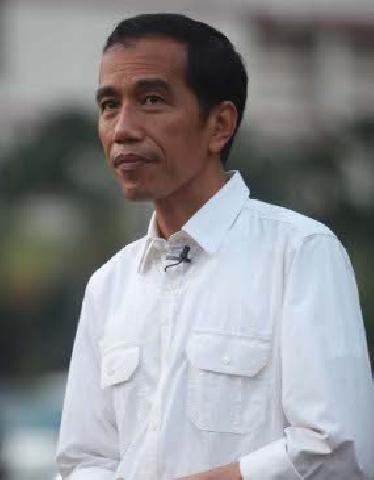 Muncul Mendadak, Jokowi Ikut Doakan Peserta Nikah Massal di Bali 