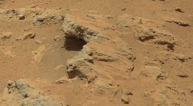 Foto Bukti Air Pernah Mengalir di Mars