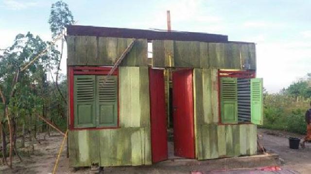 Dihantam Puting Beliung, Satu Rumah Warga desa Koto Baru Porak Poranda