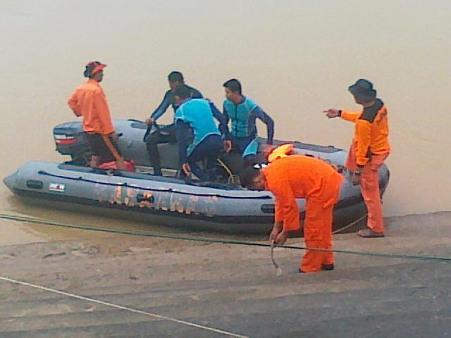 Bocah SD Belum Ditemukan, 60 Penyelam Dikerahkan dan Boat Stand By Hingga Tuntas