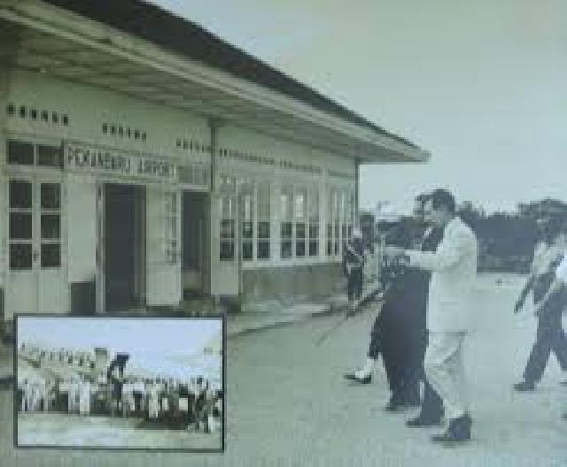 Warga Belanda Serahkan Video Sejarah Bandara Simpang Tiga Pekanbaru
