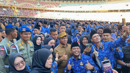 Pesan Gubri kepada 5.884 PPPK saat Penyerahan SK, Jangan Ada yang Selingkuh dan Kawin Lagi