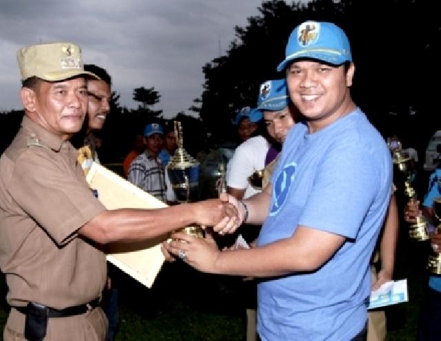 Sapu Bersih Juara Satu Ditiga Cabor, Kuantan Tengah Juara Umum KNPI Cup Tahun 2014