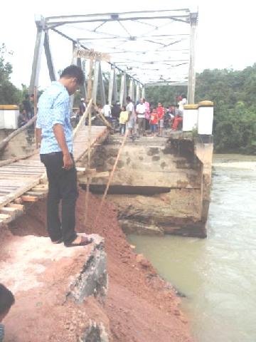 Perbaikan Jembatan Amblas Lambat dan Sengsarakan Masyarakat, DPRD Kuansing Kecam BP2JN