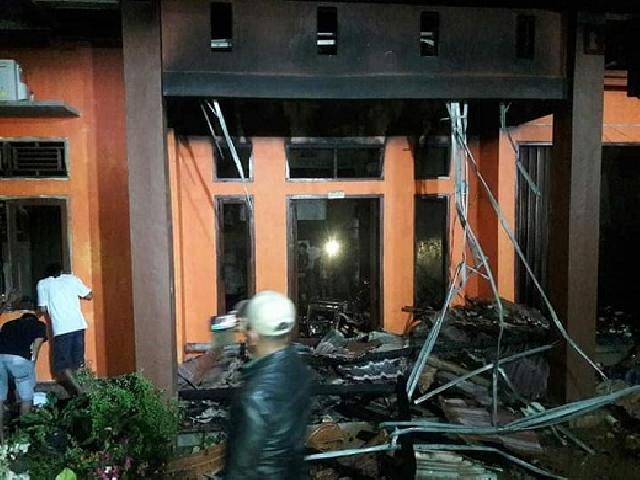 Rumah Warga Muaro Tobek Pucuk Rantau Terbakar, Kerugian Rp.500 Juta