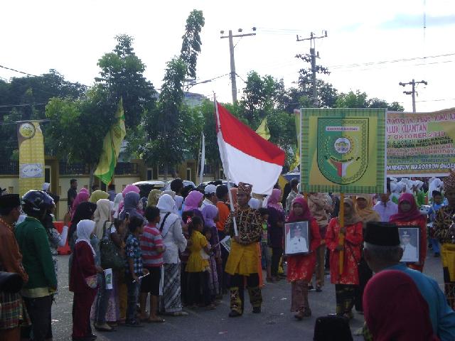 Kuansing Turunkan 500 Peserta Pawai Ta'aruf di MTQ Riau XXXI Bengkalis