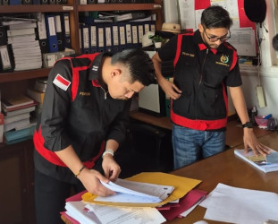Bongkar Dugaan Korupsi, Kejari Geledah Kantor Dinas PUTR Inhil