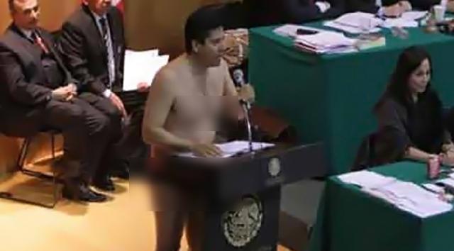  Pidato di Parlemen, Anggota Dewan Hanya Pakai Celana Dalam