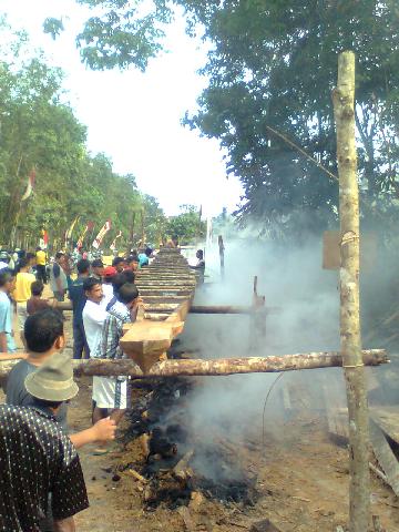 Warga Desa Munsalo Kopah Layur Jalur Baru Panglimo Tongkar 