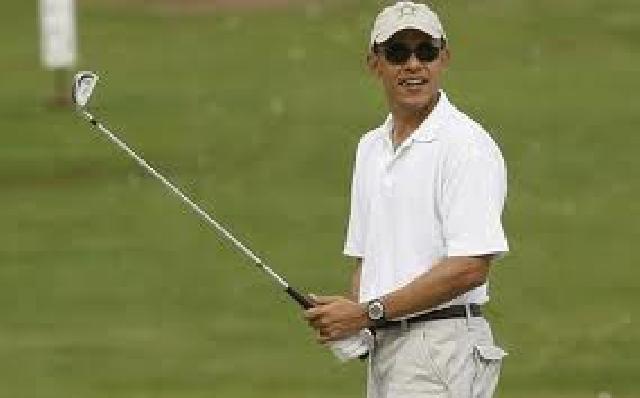 Oalah, Obama Main Golf Usai Putuskan Serang Suriah