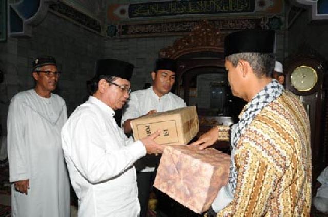 Safari Ramadhan ke Kuansing, Wagubri Didoakan Bupati Sukarmis Kembali Menjabat