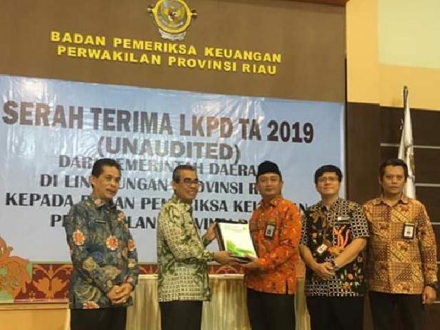 Serahkan LKPD 2019 , PemkabTarget Pertahankan Opini WTP dari BPK 