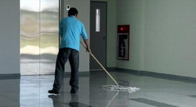 Petugas Kebersihan Kantor Bupati Kuansing Juga Belum Gajian Selama 4 Bulan