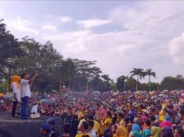 Akbar Tanjung : Kalangan Muda dan Perempuan Kuansing  Dukung IKO