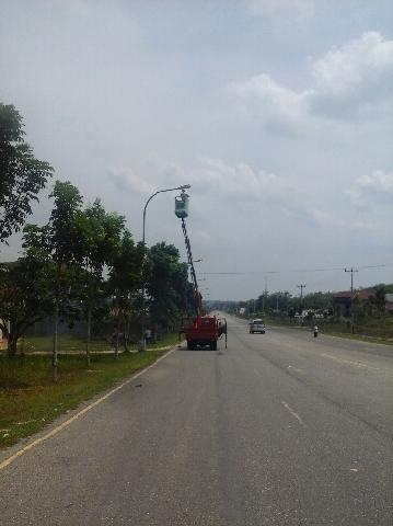 Rasio Elektrifikasi Kuansing Tertinggi di Riau