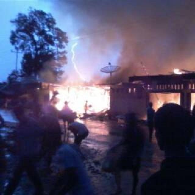 Kebakaran Hebat, 7 Kios dan 2 Rumah di Pasar Benai Ludes Dilalap Api