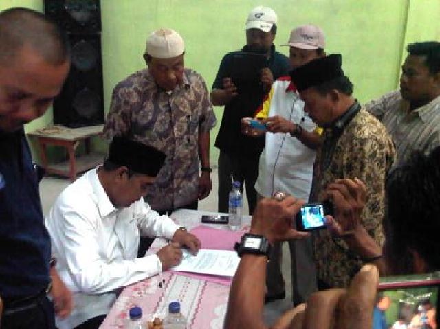 Waduh, Kabupaten Inhil Selatan Belum Tuntas, HA Sudah Teken Kontrak Politik Pembentukan Inhil Utara