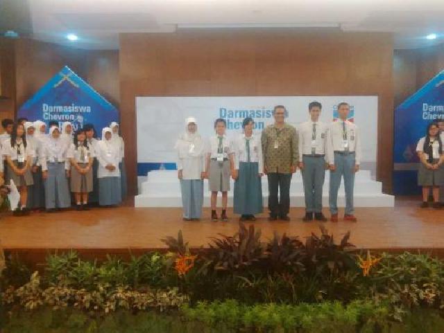2 dari 10 Pelajar Terbaik Riau Penerima DCR 2015 Berasal dari SMA Pintar Kuansing