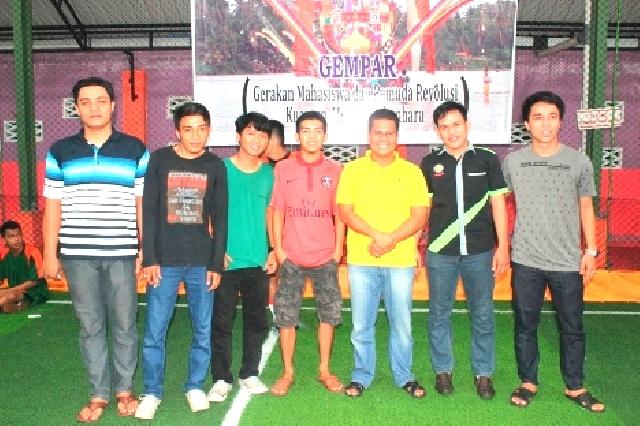 Indra Putra Tutup Turnamen GEMPAR Cup 2015