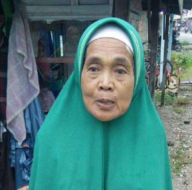 Nenek Usia 80 Tahun Tersesat di Teluk Kuantan, Diperkirakan Asal Padang