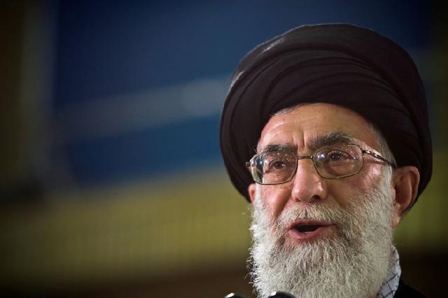 Dendam Membara Imam Besar Iran pada Serangan Mematikan Trump