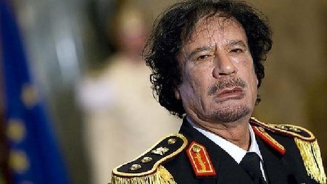 Istri & Anak Khadafi Dikabarkan Mengungsi ke Oman 