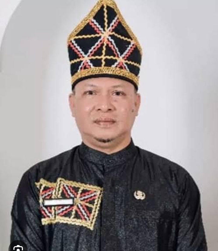 Jual Beli Sepi, Pedagang Minta Izin Berjualan di Taman Jalur Selama Hari Santri se-RIau di Kuansing