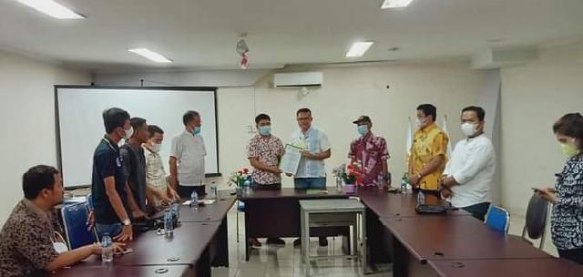 Terima SK, Pengurus Segera Genjot Program KONI Hadapi Porprov Riau